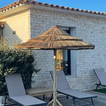 别墅 Belle Avec Piscine A *