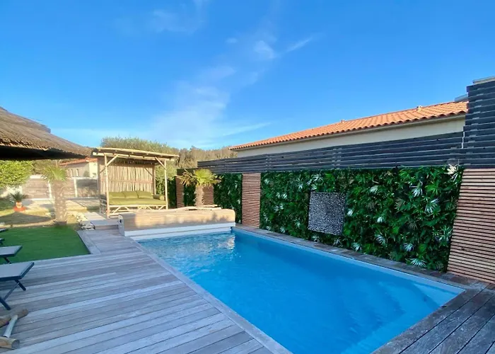 Belle Avec Piscine A * 博尼法乔