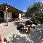 Belle Avec Piscine A Villa