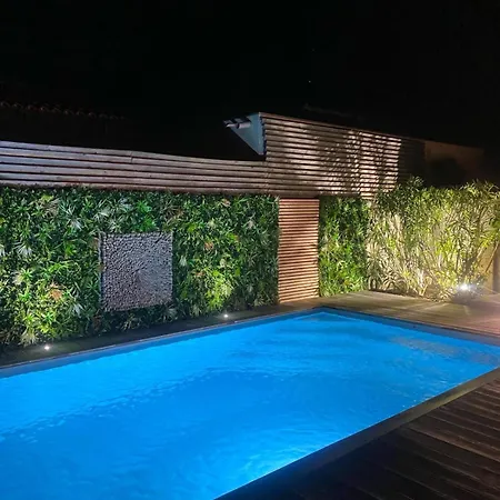 Belle Avec Piscine A Вилла