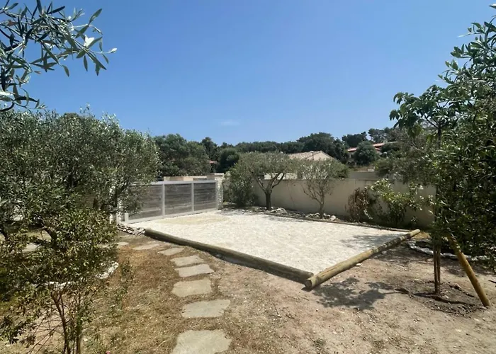 Belle Avec Piscine A