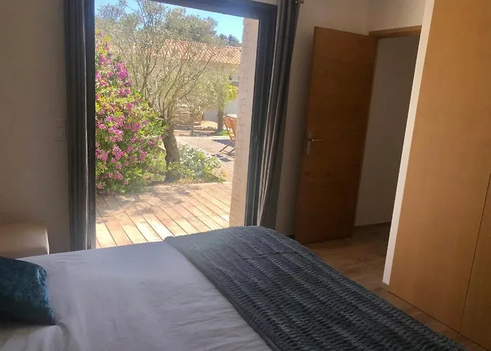 Villa Belle Avec Piscine à Bonifacio (Corsica)