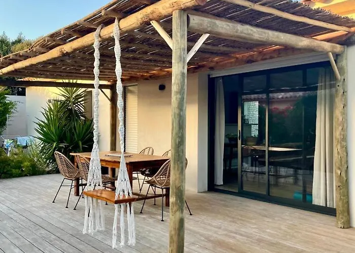 Βίλα Belle Avec Piscine A Bonifacio (Corsica)