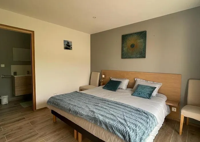 Belle Avec Piscine A Bonifacio (Corsica)